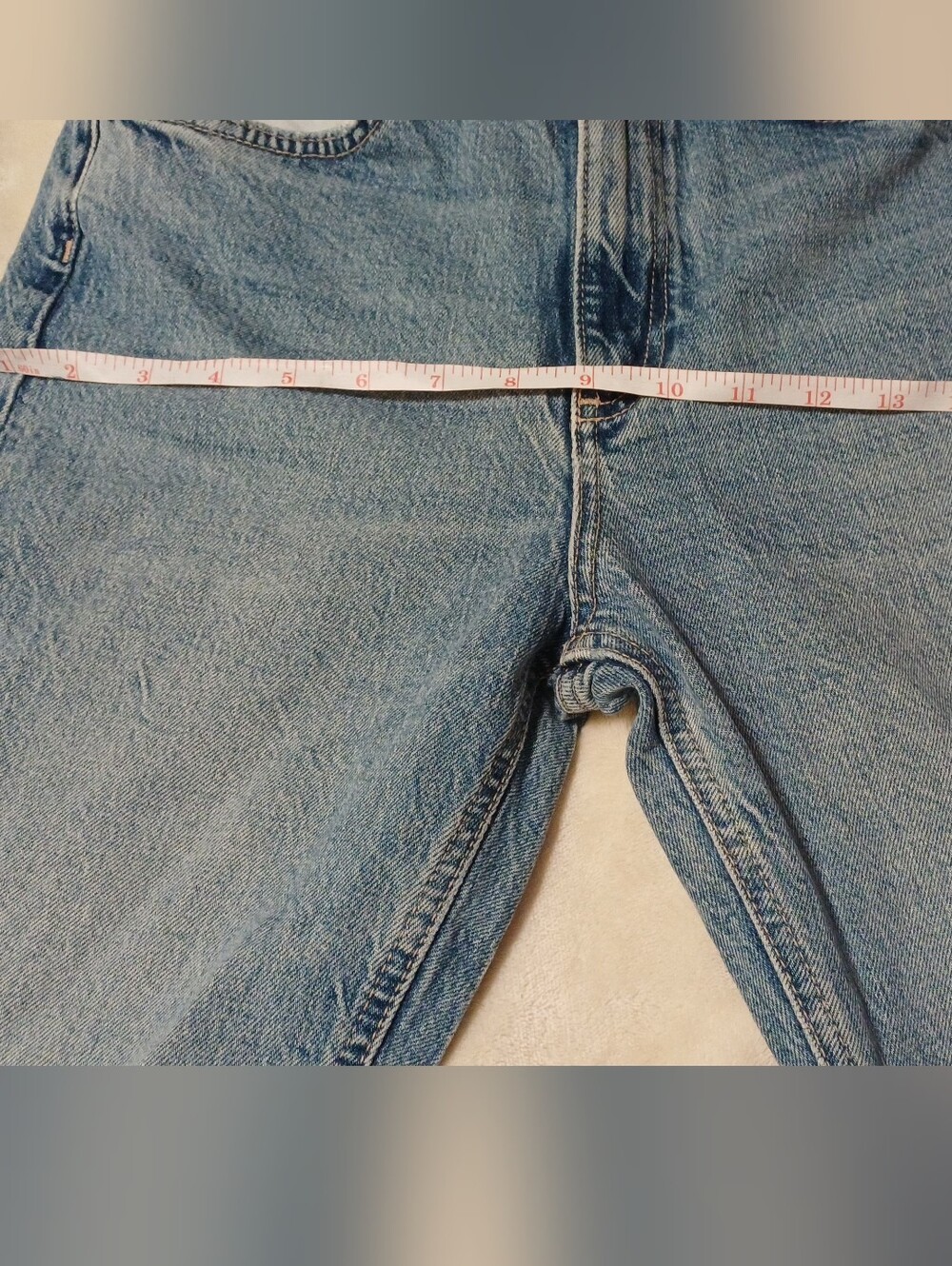 OFFERS ARE ACCEPTED | Zara Light Wash Straight Leg Jeans Women's US 6 EU 38 - Picture 8 of 9
